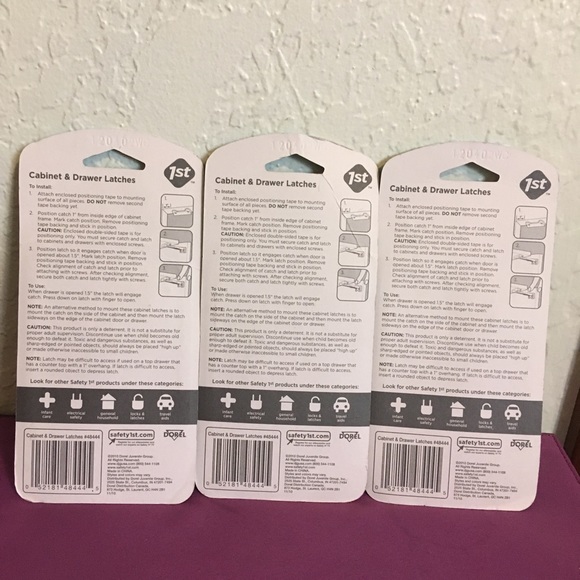 Lot 3- Safety 1st Cabinet and Drawer Latches 7 In Pack. Total 21 - Picture 2 of 3